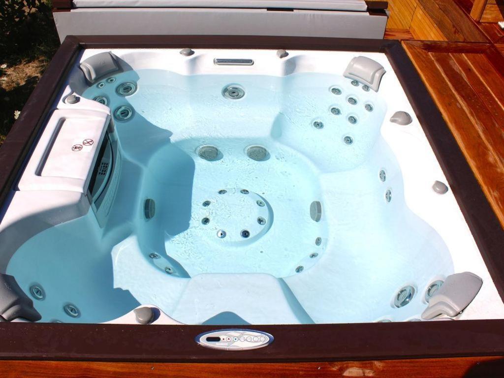 F2 Avec Jacuzzi, Petanque, A 3 Min Mer, Dans Grande Propriete Porticcio  Eksteriør billede